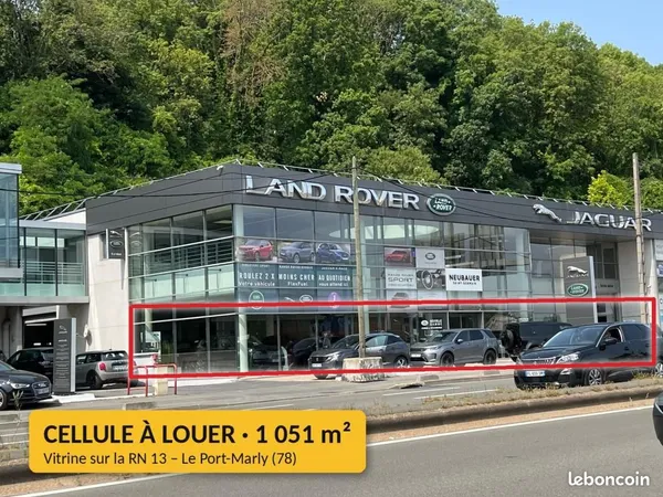 Local commercial 1 051 m²