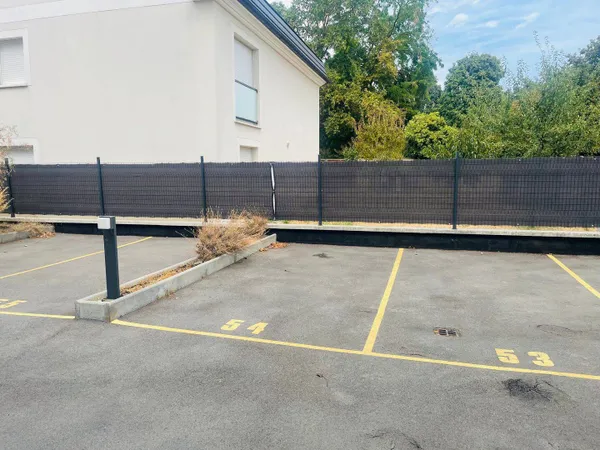 Parking 12 m²