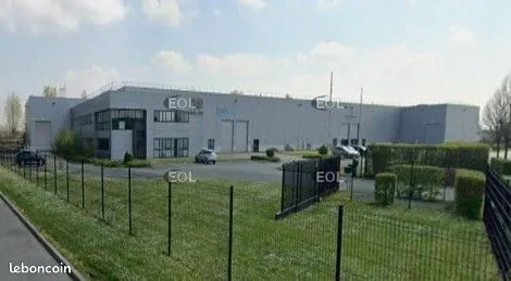 Local d'activité 5 392 m²