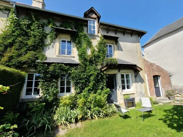 Maison 6 pièces 100 m²