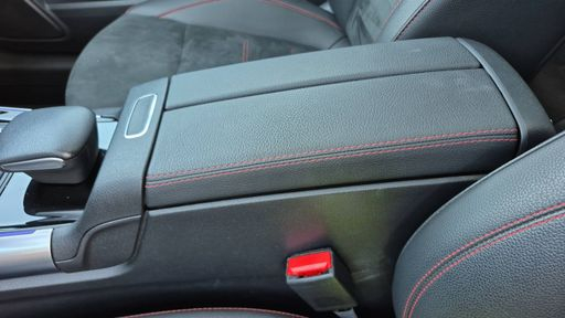 Mercedes Classe GLA 200 d 150 8G-DCT - AMG Line – 2023 – 63529 km – Diesel – Boîte Automatique — photo 38