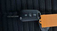 Peugeot 208 1.2 PureTech 100ch S&S Active — photo 16
