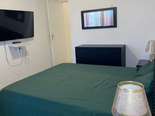 Belle chambre à louer dans colocation sympa