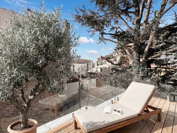 Appartement 6 pièces 148 m²