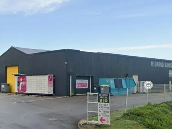 Local 600 m² Guilers