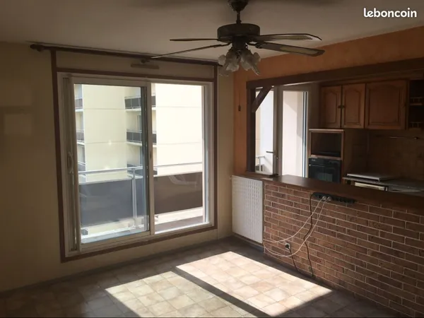 T4 79 m² vendu loué 560 HC - Clermont-Ferrand Nord