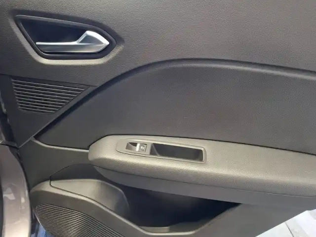 Renault Captur tce 155 edc fap — photo 27