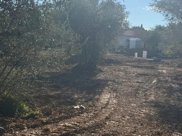Terrain 951 m²