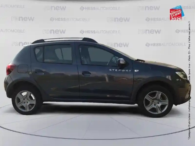 Dacia Sandero 0.9 tce 90ch stepway — photo 4