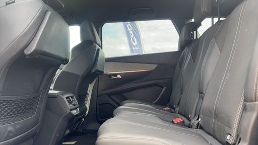 Peugeot 5008 1.5 BlueHDi 130 EAT8 - GT – 2023 – 78451 km – Diesel – Boîte Automatique — photo 31