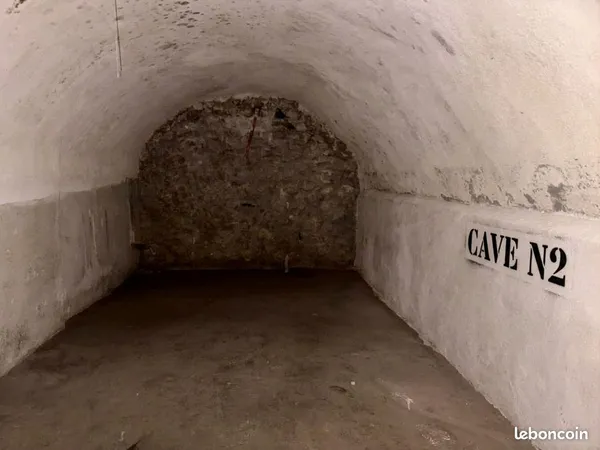 À louer : Caves de stockage - Centre historique d'Aix-en-Provence