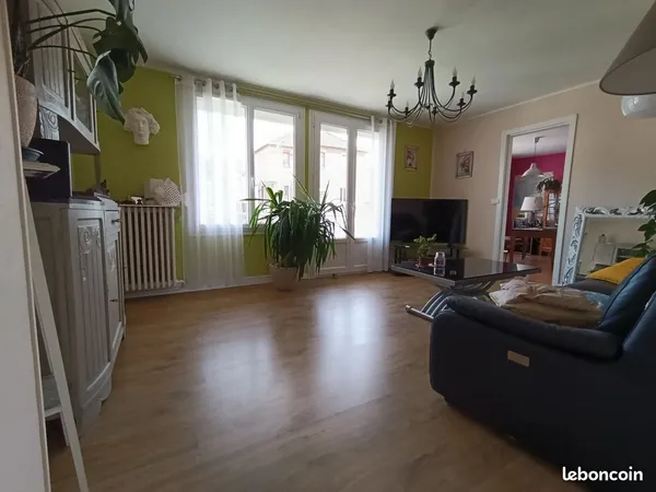 Appartement rdc. 4 pièces