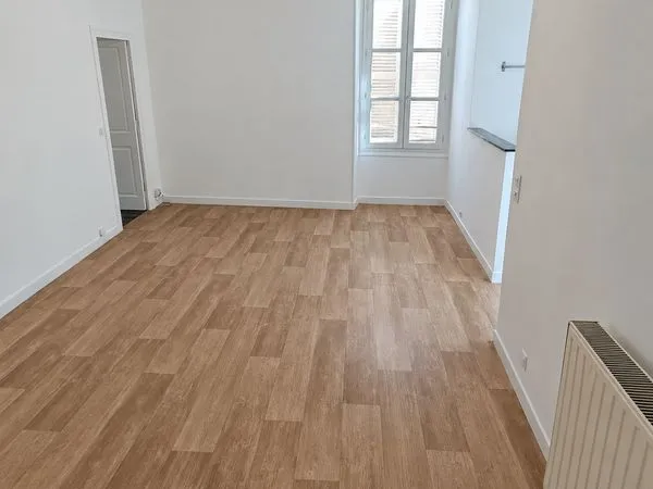 Appartement 2 chambres LAVAL (préfecture)