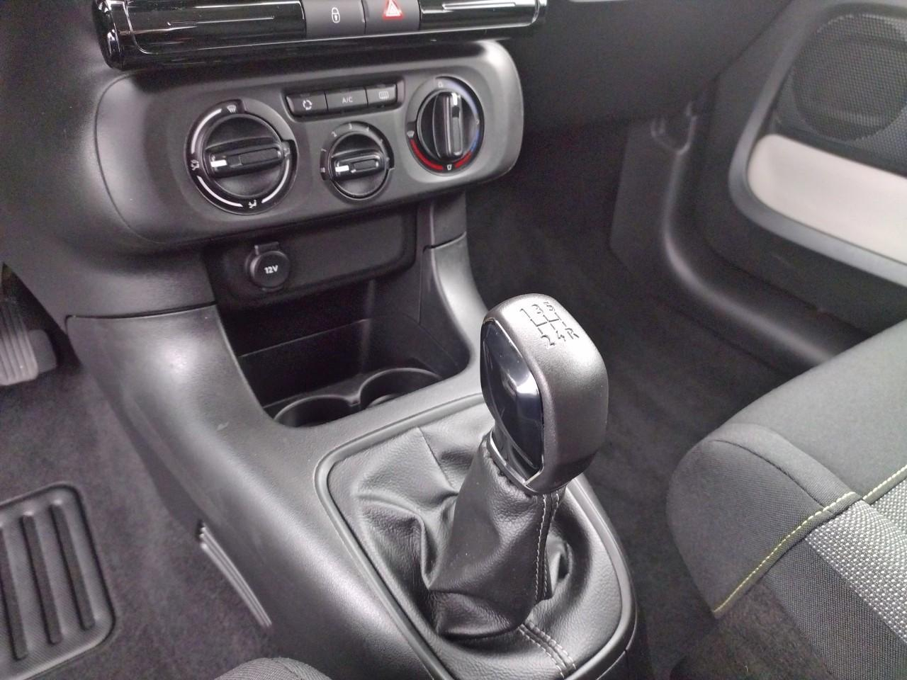 Citroën C3 societe pure tech 83 s&s bvm feel — photo 21