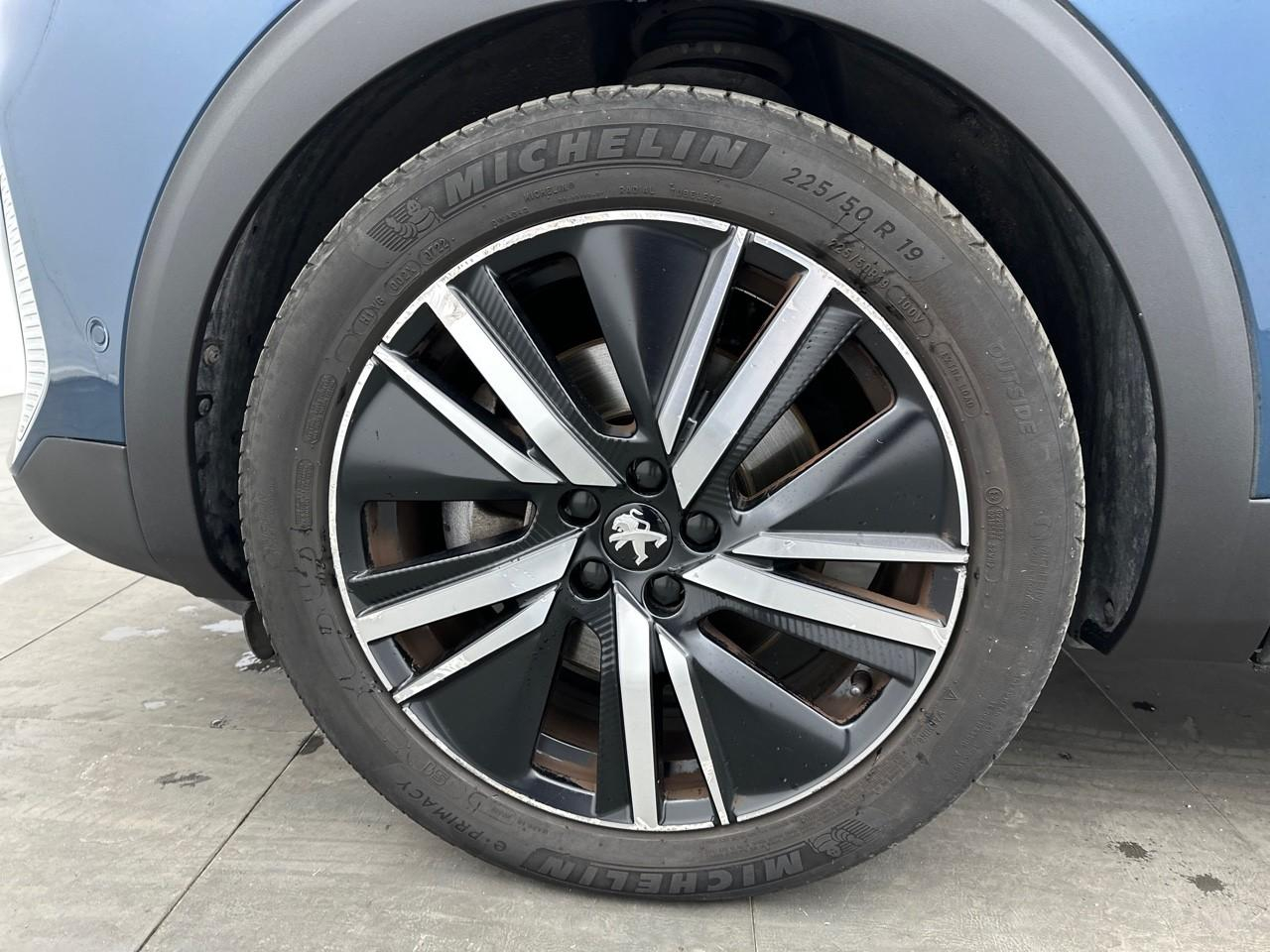 Peugeot 3008 hybrid 225 e-eat8 gt pack — photo 14