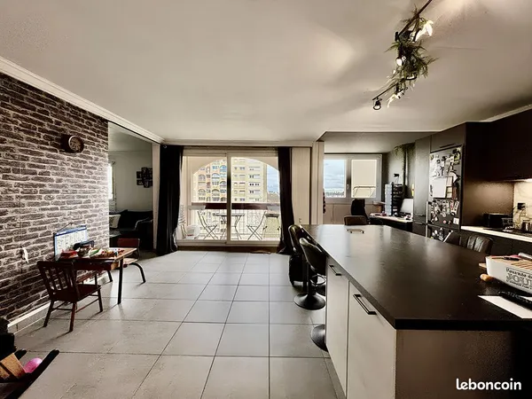 Appartement 5 pièces 100 m²