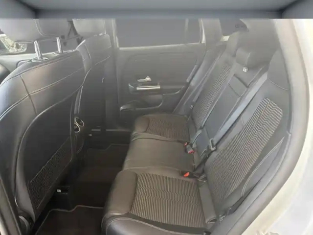 Mercedes Gla 250 e progressive line — photo 19