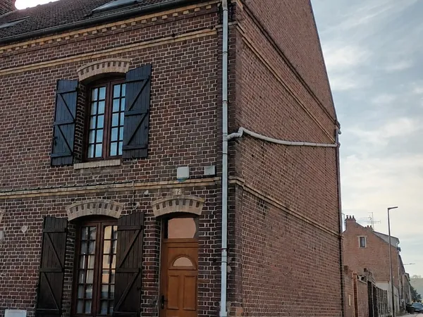 Vends maison proche de toutes commodités