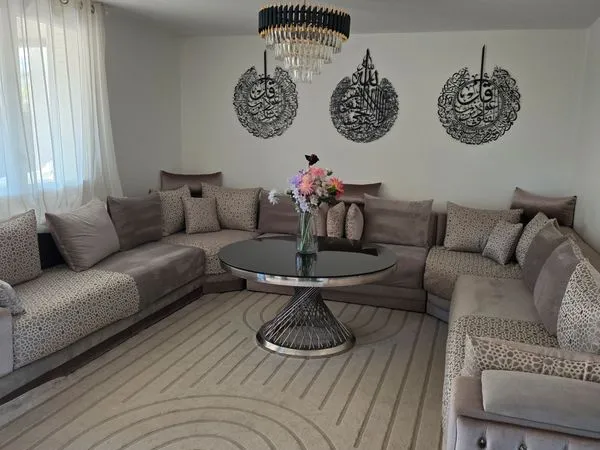 Maison de 89 m² avec jardin et terrasse - 220 000