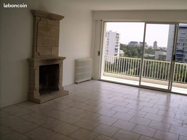 4 pièces avec balcon et garage à La Genette