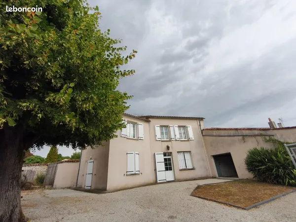 Maison Vente Champniers 5p 110m² 198000€