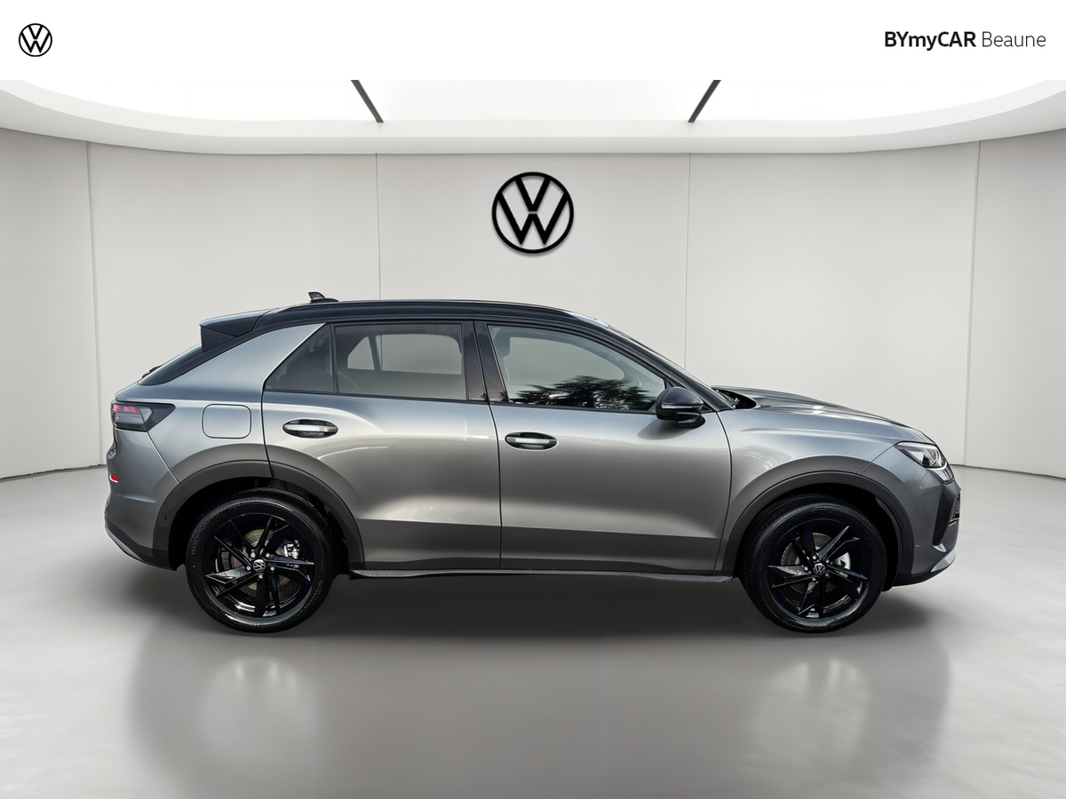 Volkswagen T-Roc 1.5 eTSI EVO2 Hybrid 150 ch DSG7 — photo 6