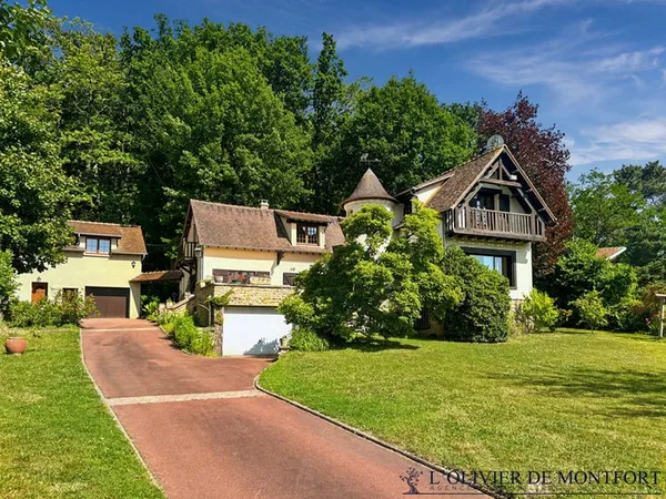PROPRIETE SUR PARC DE PLUS D'1 HECTARE