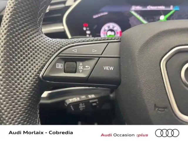 Audi Q3 35 tdi 150ch s line plus s tronic 7 — photo 14