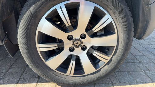 Renault Captur 1.3 TCe 130 - Intens – 2019 – 132898 km – Essence – Boîte Manuelle — photo 5