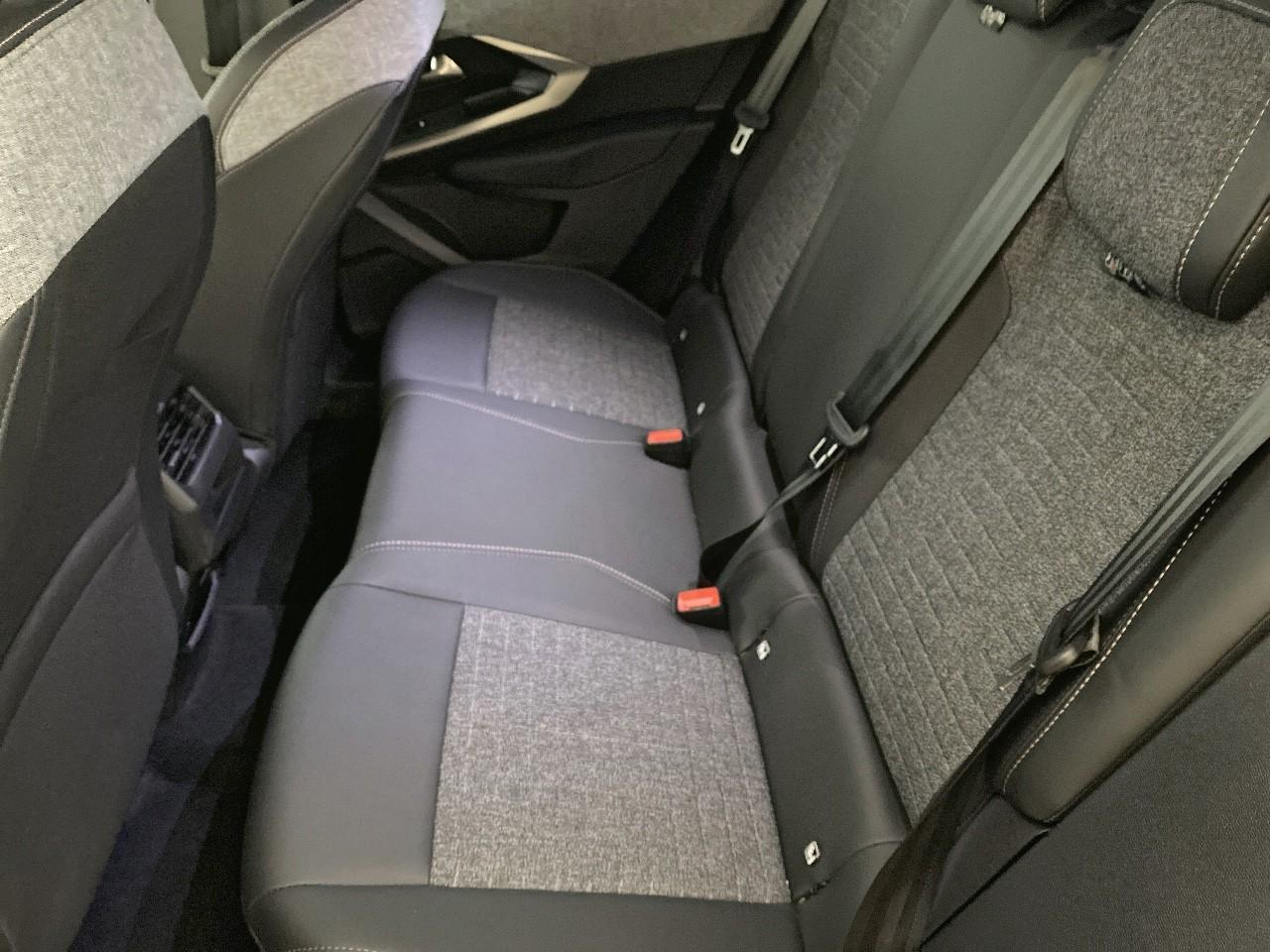 Peugeot 3008 hybrid 145 e-dcs6 allure — photo 10