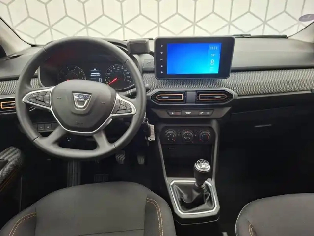Dacia Sandero eco-g 100 - 22 — photo 39