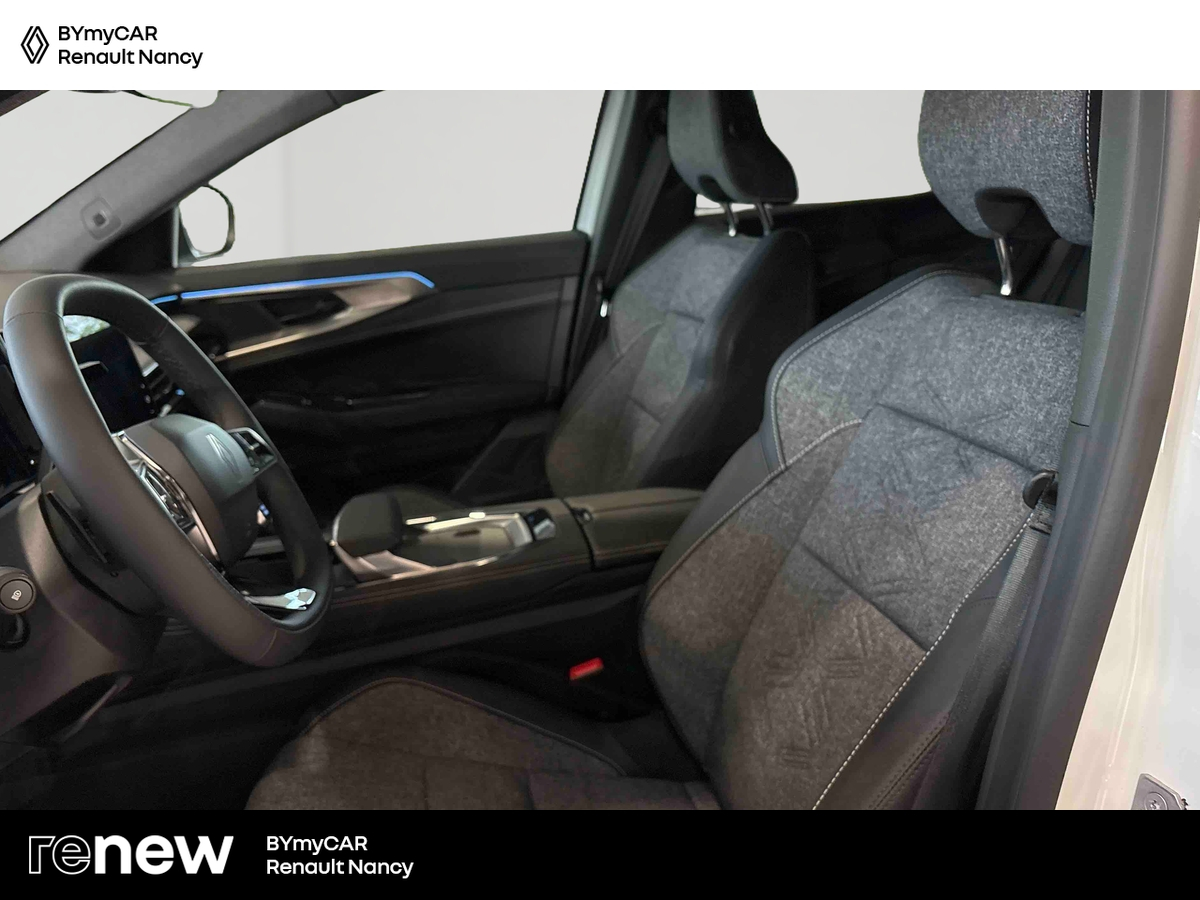 Renault Austral full hybrid E-Tech 200 ch — photo 11