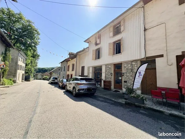Immeuble 12 pièces 288 m²