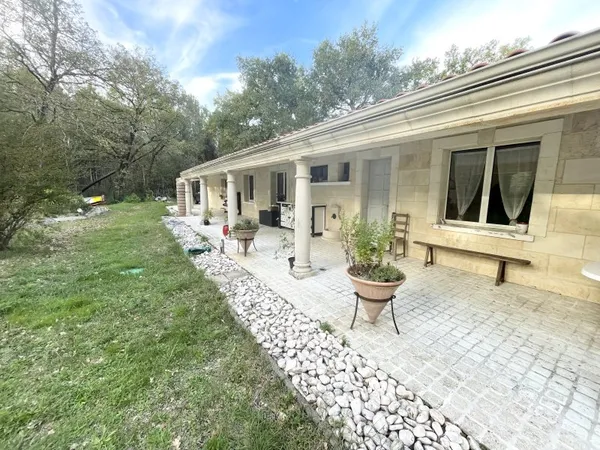 Maison 9 pièces 183 m²