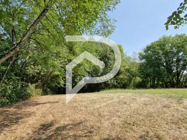 Terrain 34560 m²