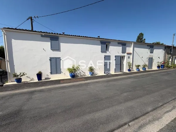 Longère rénovée avec piscine