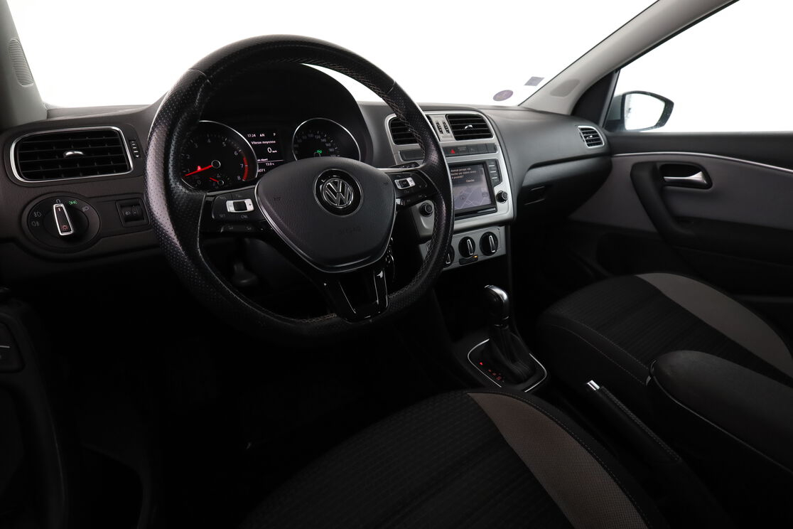 Volkswagen Polo 1.2 TSI BlueMotion Tech CrossPolo DSG7 — photo 9