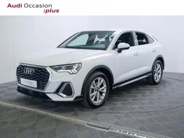 Audi Q3 35 tfsi 150 ch s tronic 7 s line
