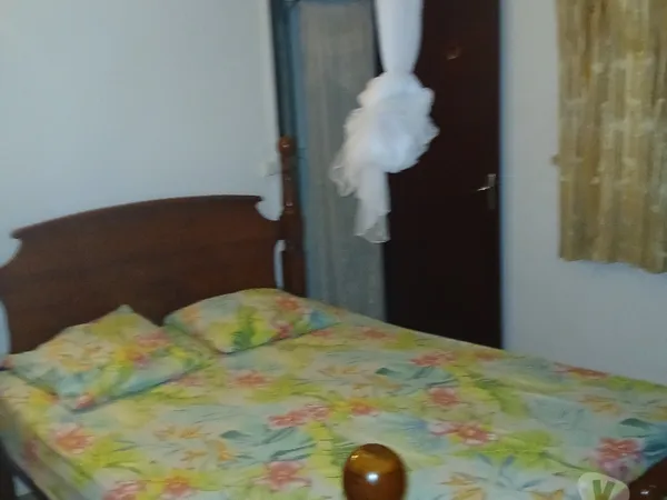 Location F2 meuble a 5mn de la plage.