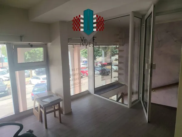 Local commercial 73 m²