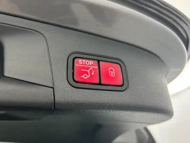 Mercedes Gla 200 7g-dct amg line 5p — photo 30