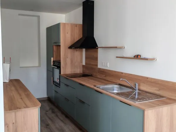 Appartement deux pièces à louer à l'année