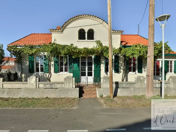 Villa 7 pièces 150 m²