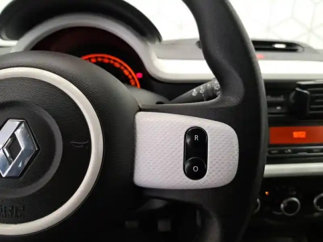 Renault Twingo iii sce 65 — photo 30