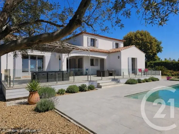Maison 6 pièces 312 m²