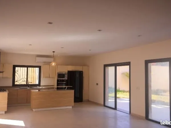 Maison 5 pièces 102 m²