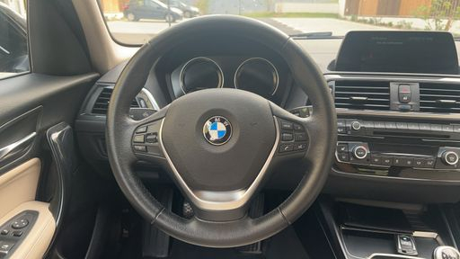 BMW Serie 1 114d 95 - Urban Chic – 2017 – 123715 km – Diesel – Boîte Manuelle — photo 25