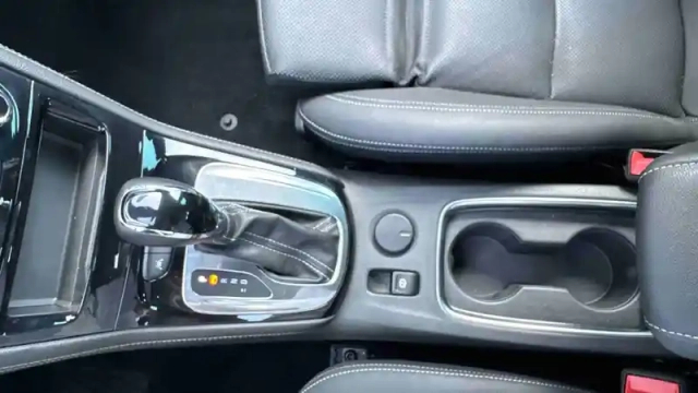 Opel Astra sports tourer 1.5 diesel 122 ch bva9 — photo 20