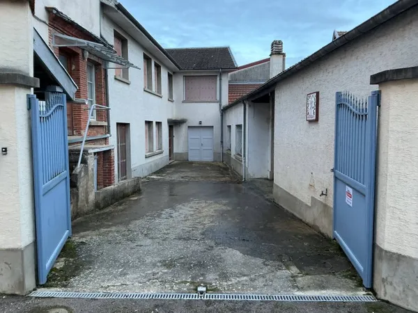 Maison 8 pièces 182 m²