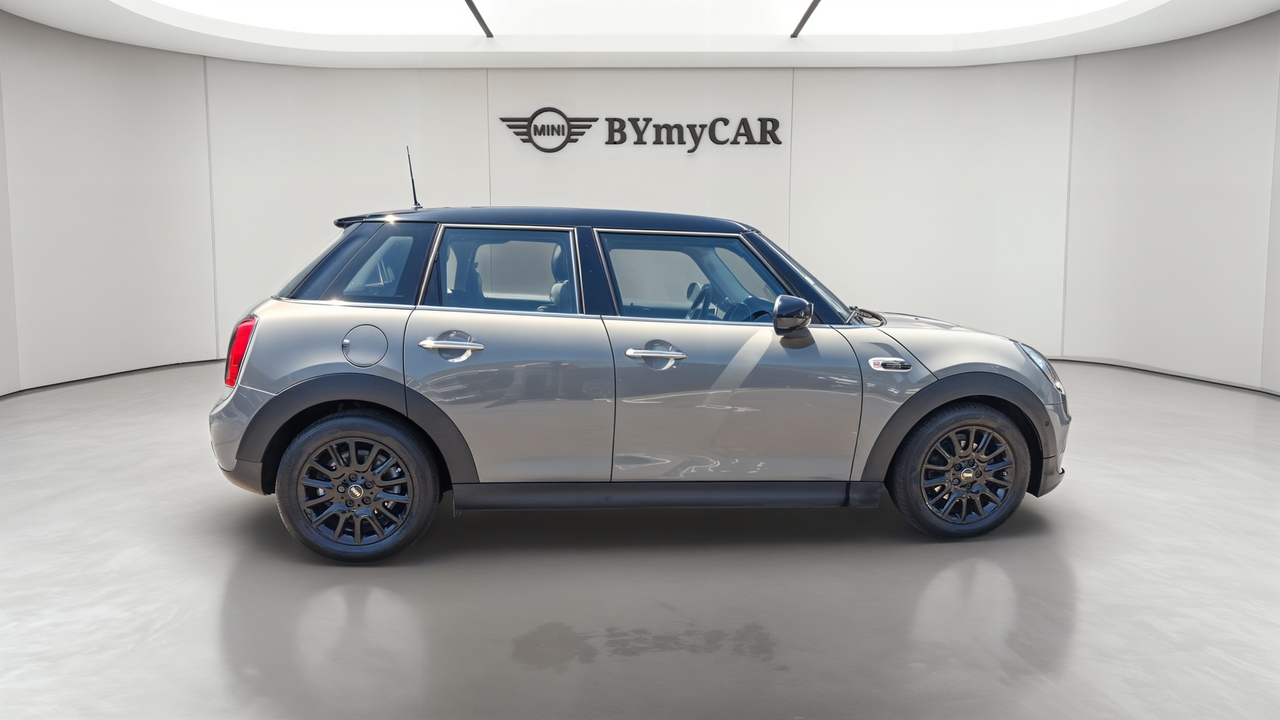 Mini Hatch 5 Portes Cooper 136 ch BVA7 — photo 6